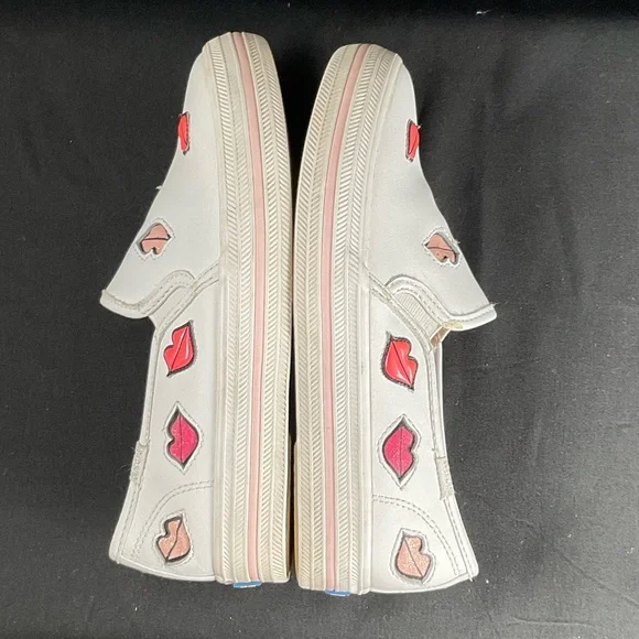Keds Kate Spade Kids White Slip-On Sneakers Top Deckers with Red and Pink Lips - Picture 6 of 10